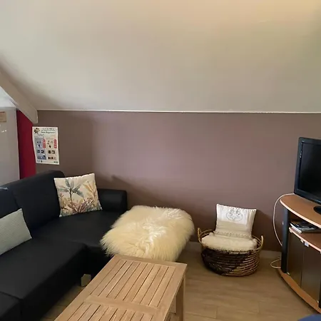 A L'oree Du Bois Apartment *